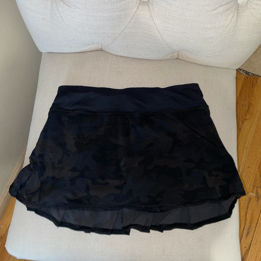 Lululemon Skirt size 4